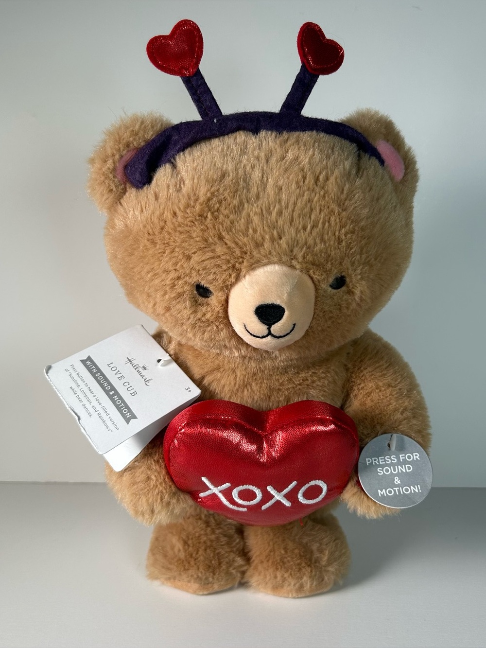 Hallmark Valentine Love Cub Bear Plush With Sound & Motion Heart St Valentine’s